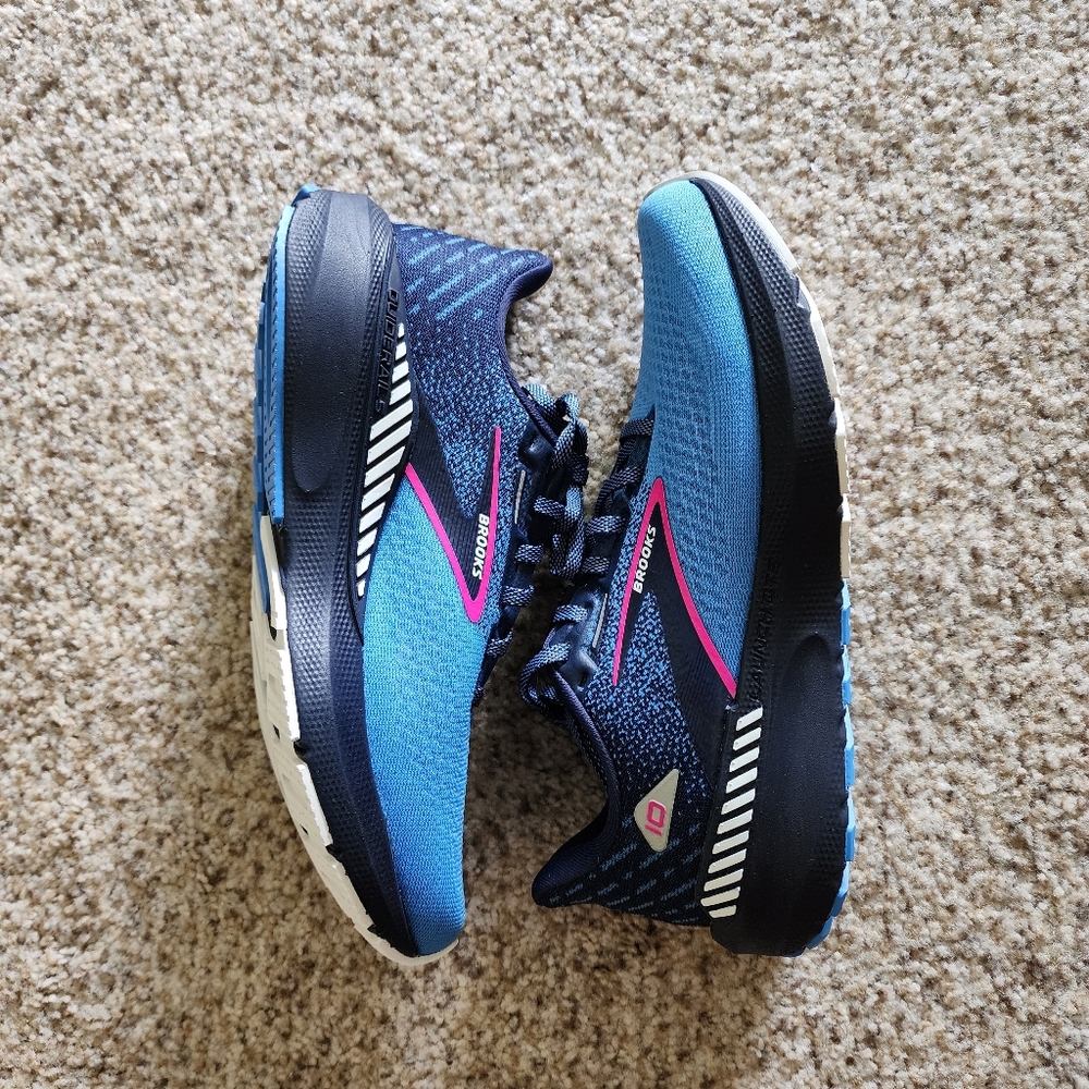 Brooks Launch 10 Blue Sneakers Neutral Running Shoes Athletic Women's 7.5